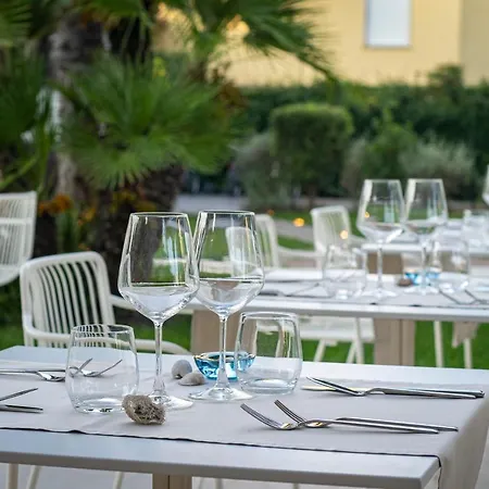 Tarabella فندق 3*