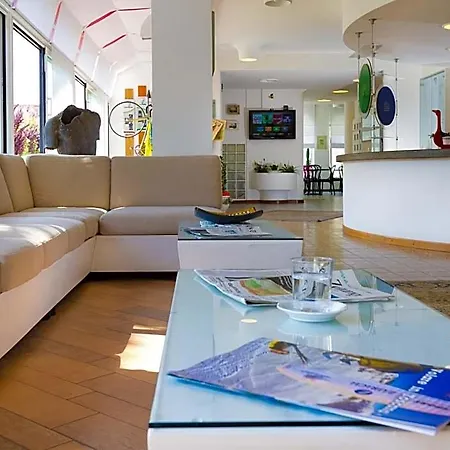 Tarabella Hotel 3*