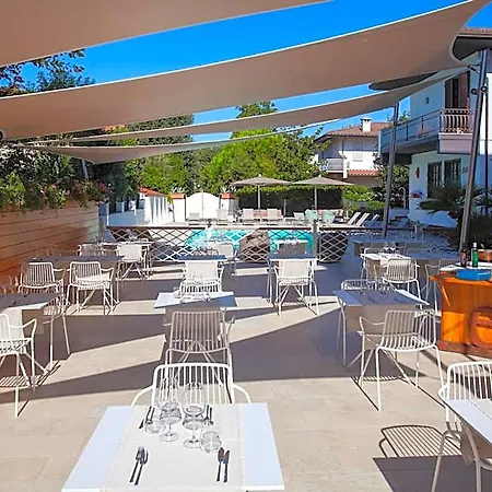 Tarabella Hotel